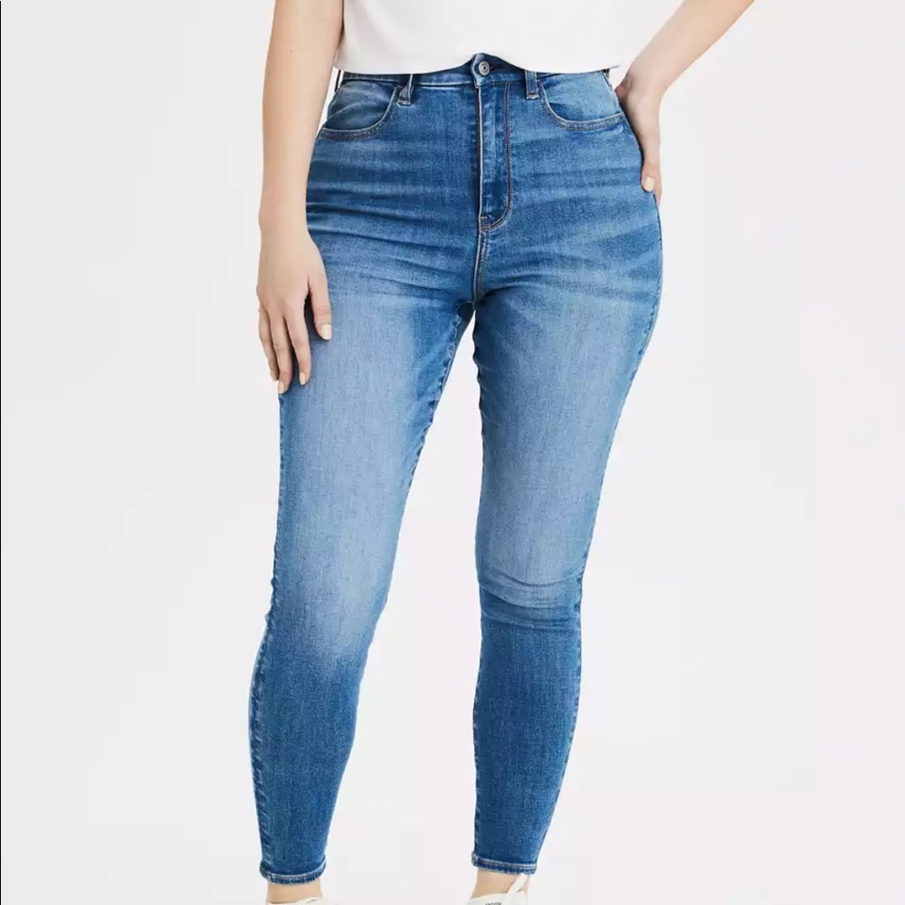 American eagle highest rise jagging size 8 medium wash, worn once
